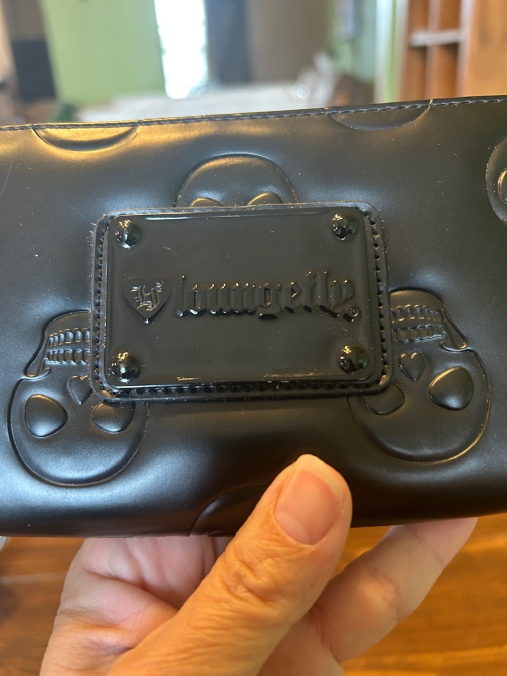 Like new Loungefly Skull black wallet puffy 8”x4” - Picture 8 of 8